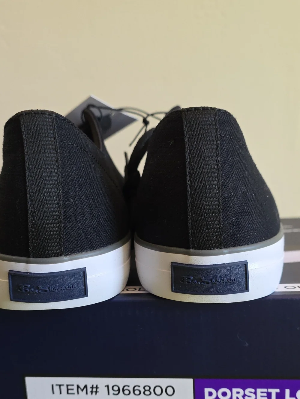Ben Sherman Dorset Lo NWT Size 10 Black